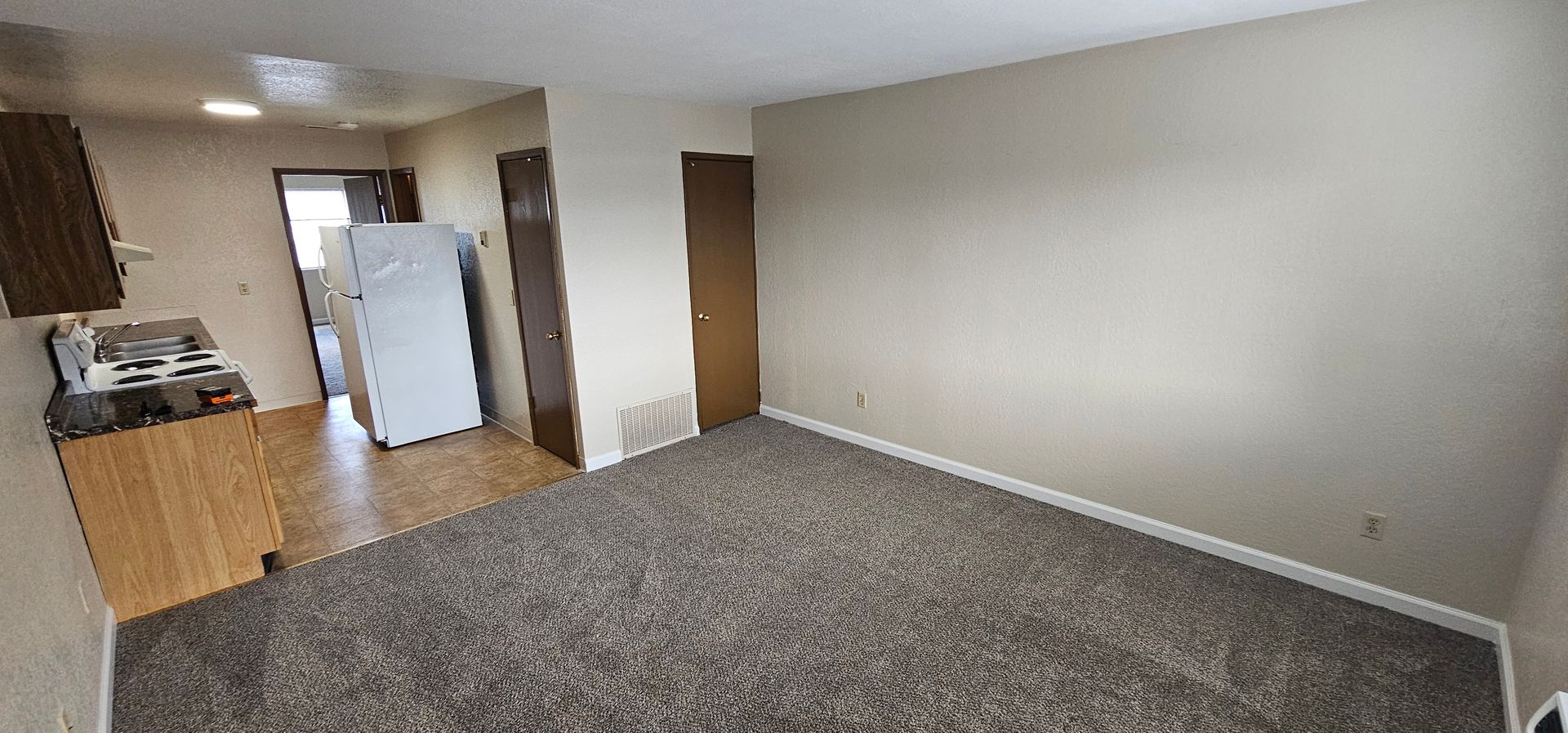 Reno Apartment: 260 Linden st