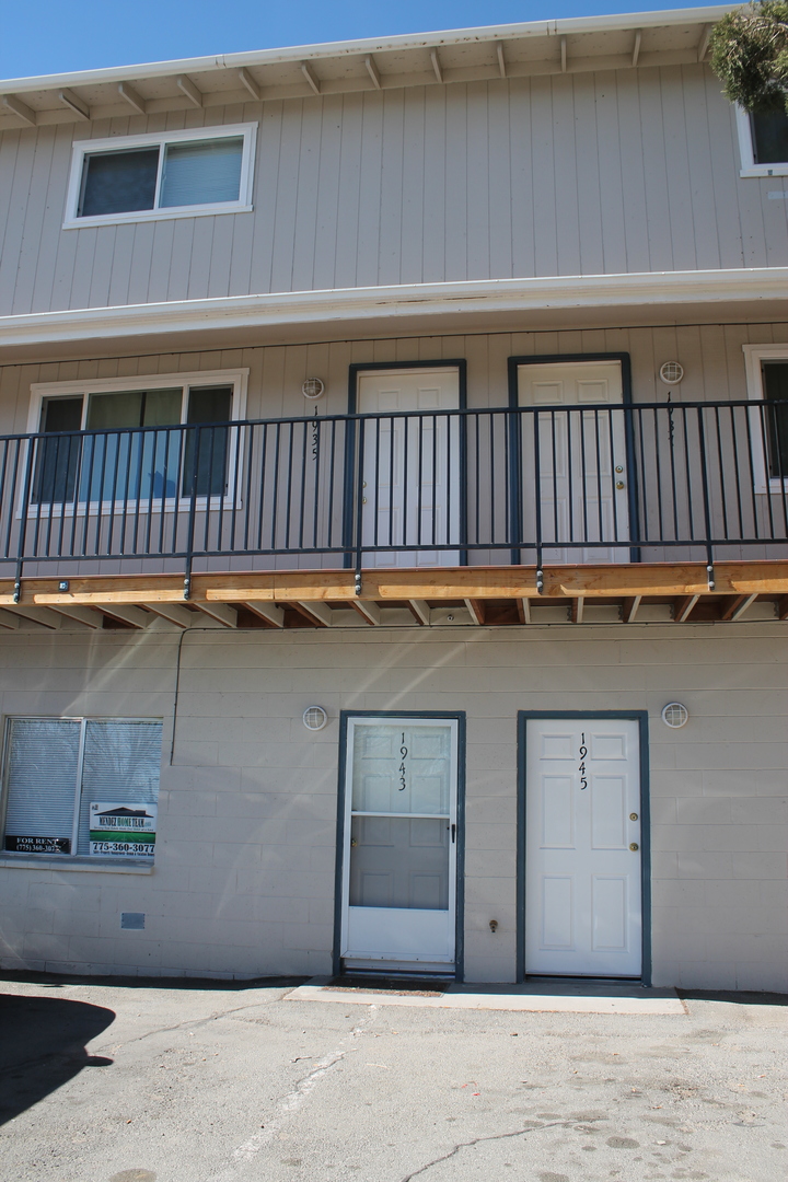 RENO Apartment: 1921 WEDEKIND RD