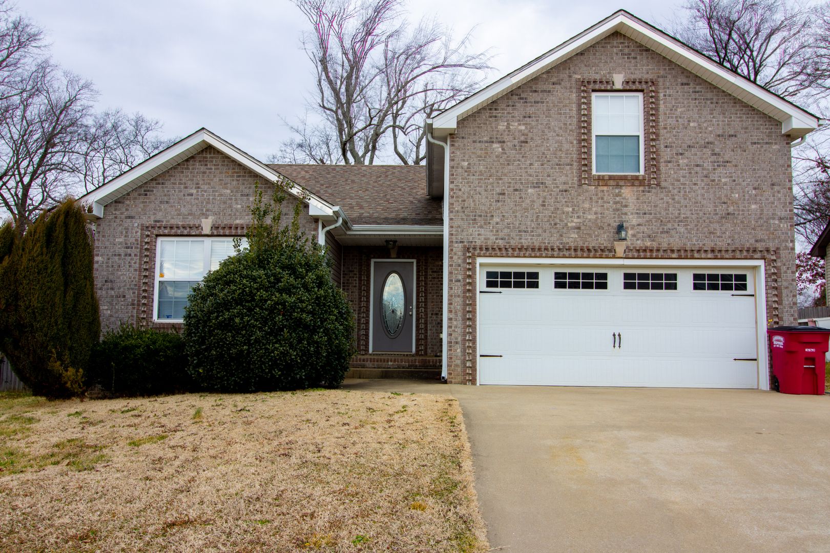 Clarksville House: 1853 Jackie Lorraine Drive