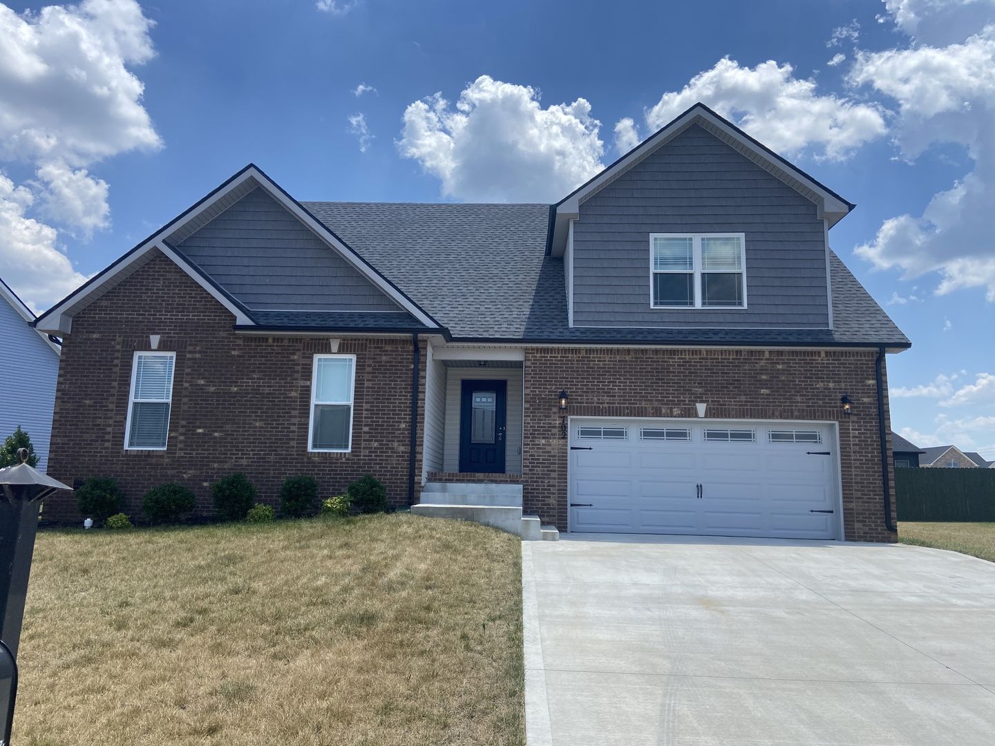 Clarksville House: 702 Rushville Drive