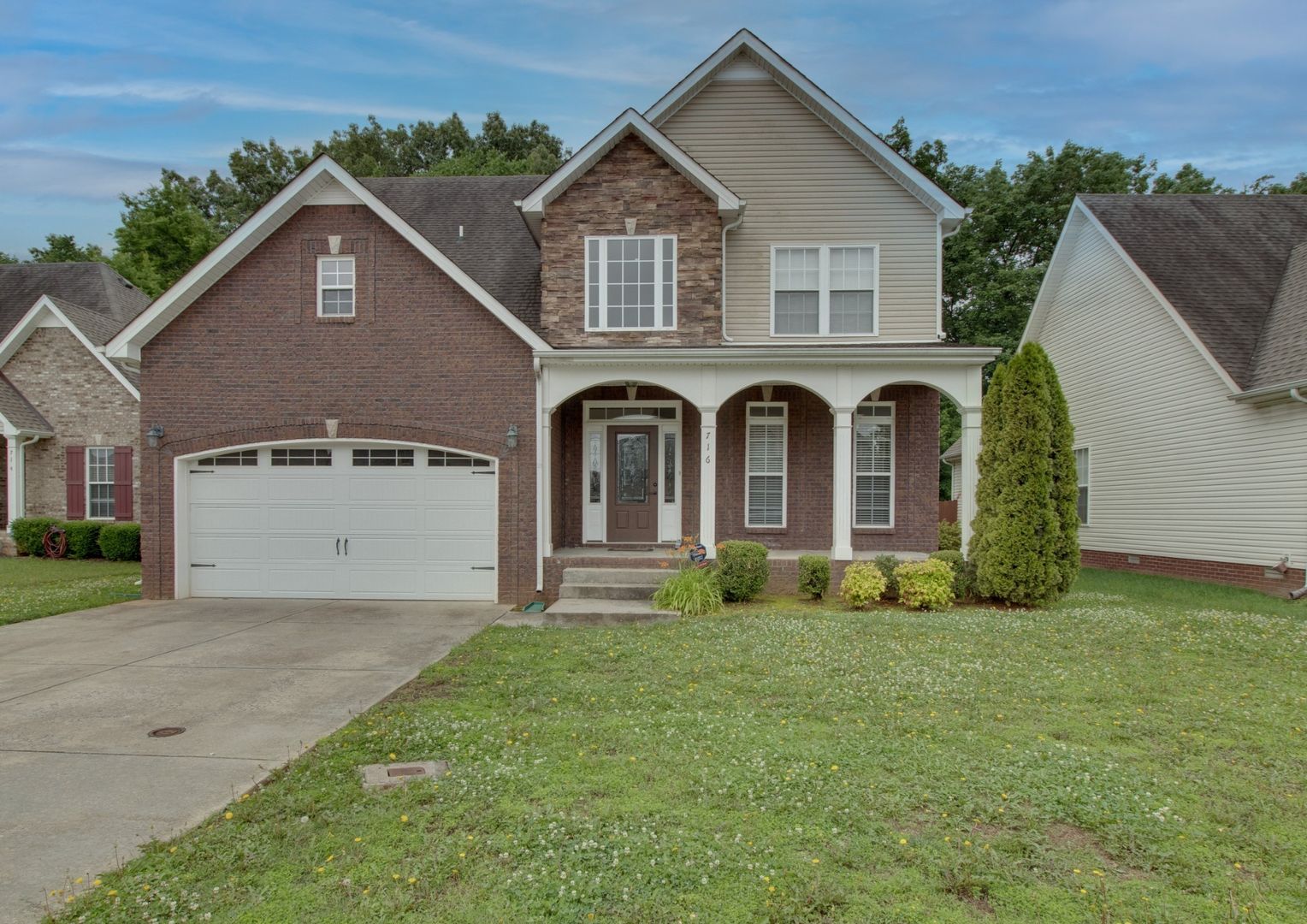 Clarksville House: 716 Cavalier Drive