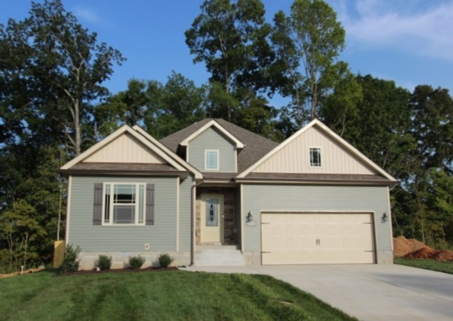 Clarksville House: 1329 Sussex Drive