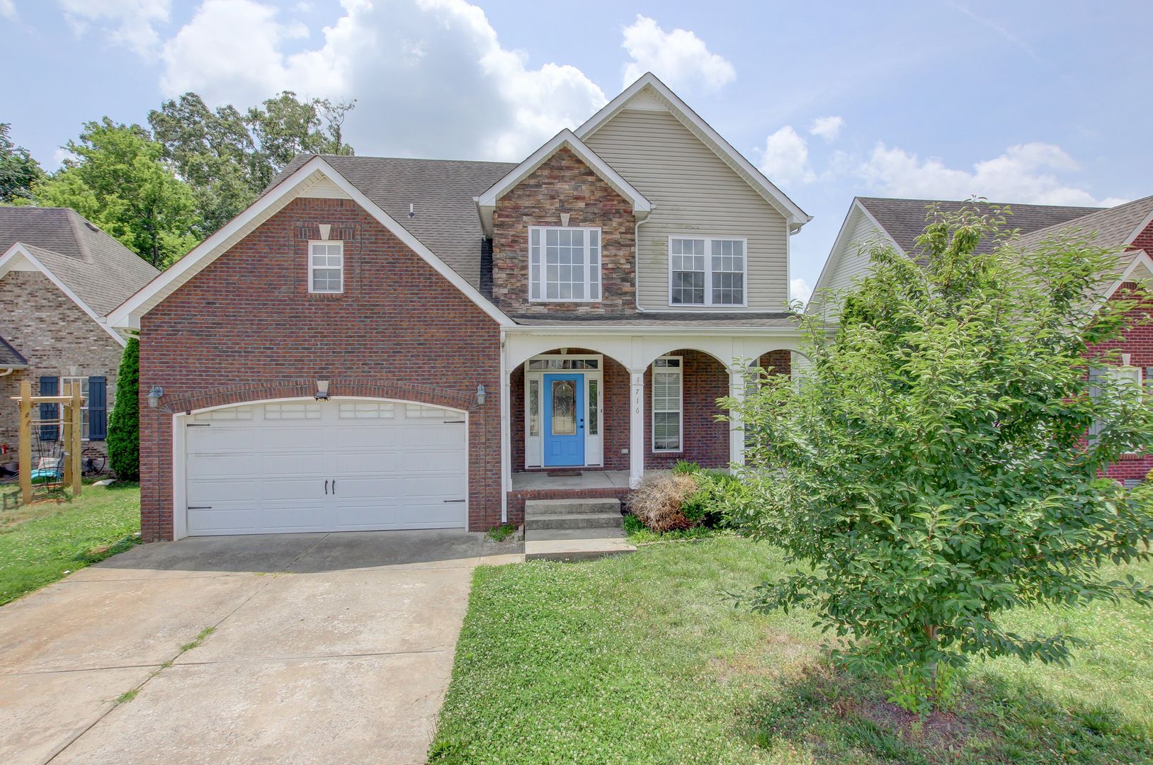Clarksville House: 716 Cavalier Drive