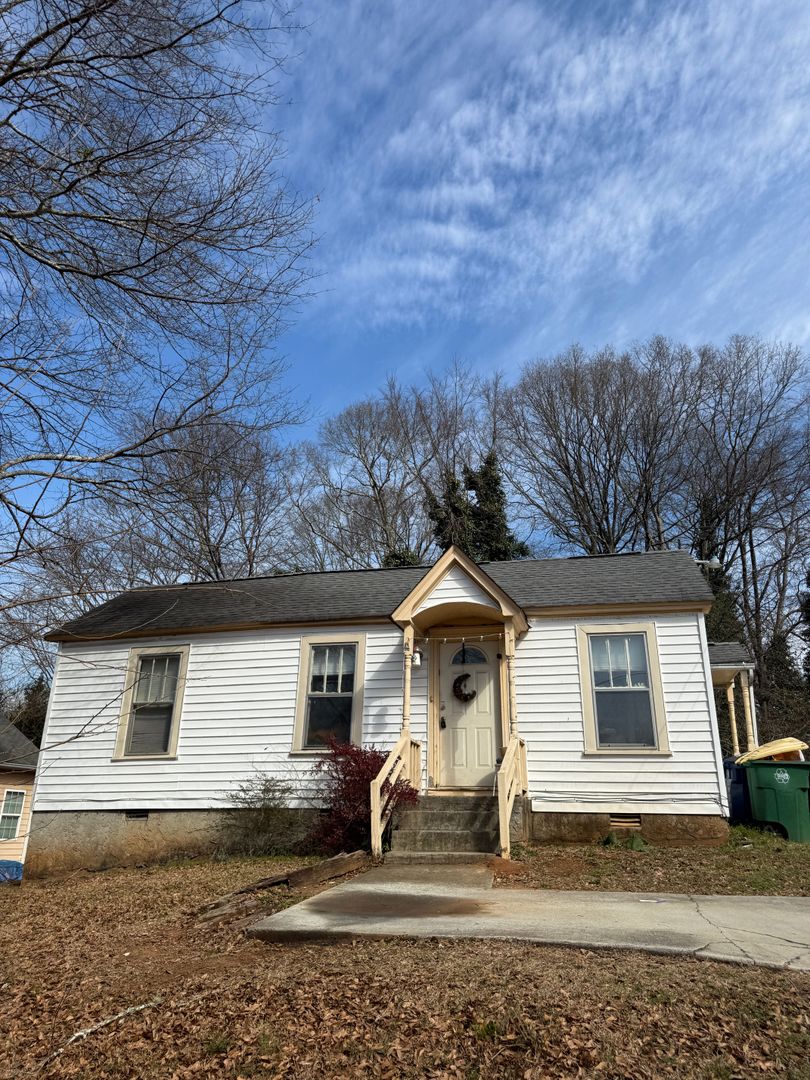 Athens Apartment: 145 Herring Street