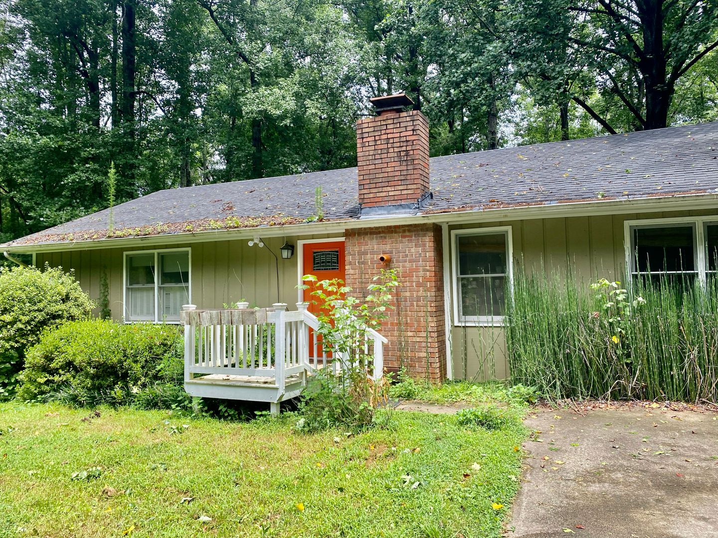 Athens House: 410 Rocky Drive