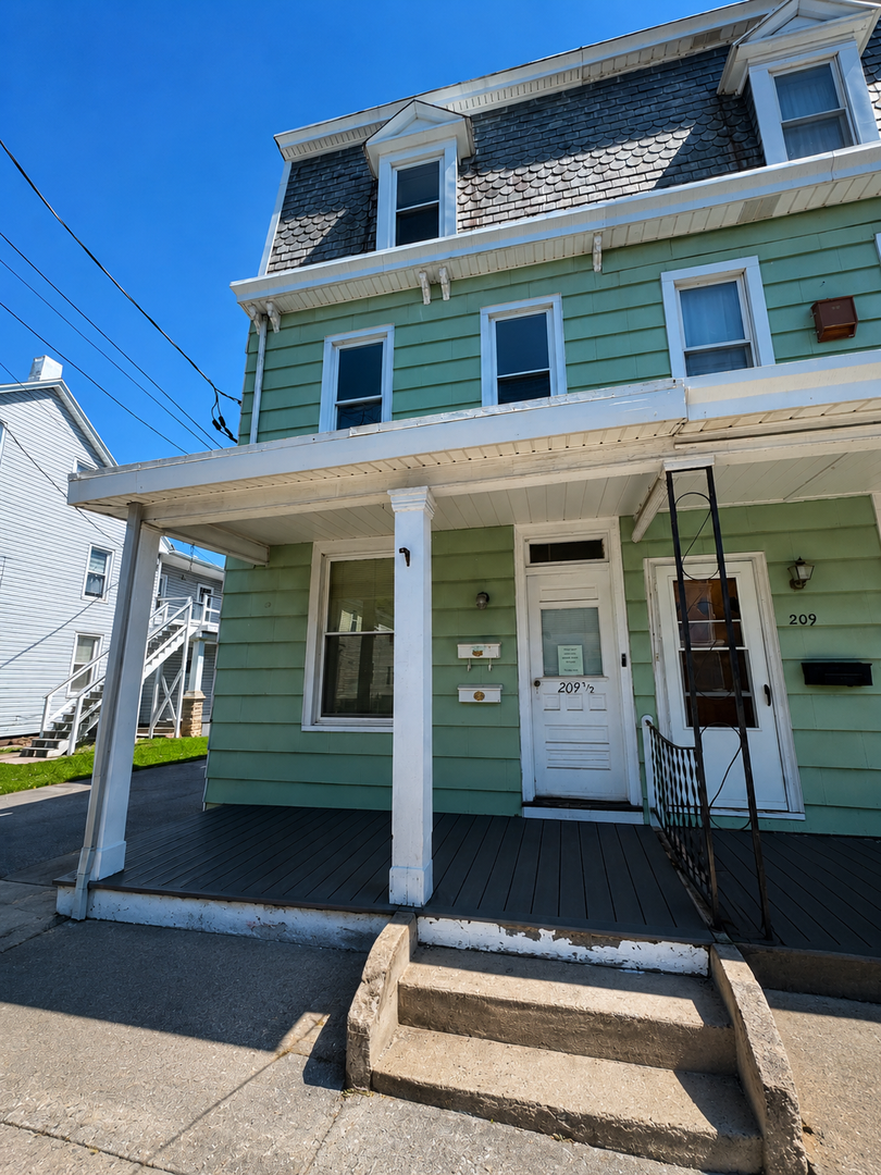 New Cumberland Apartment: 209 Reno Avenue