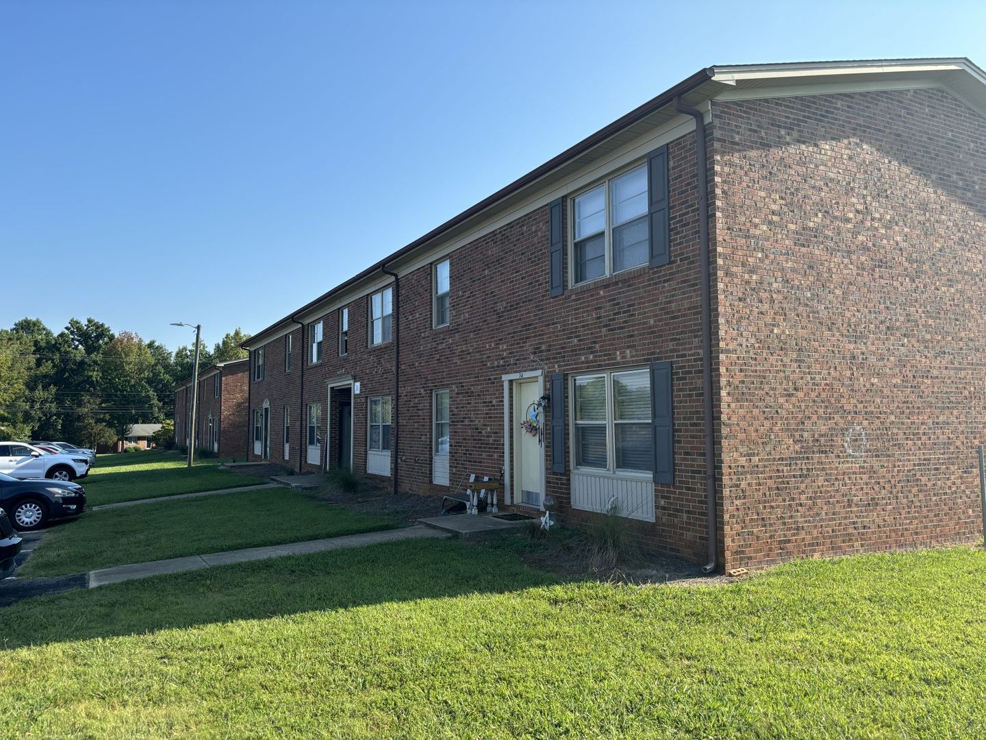 Thomasville Apartment: 212 Arthur Dr