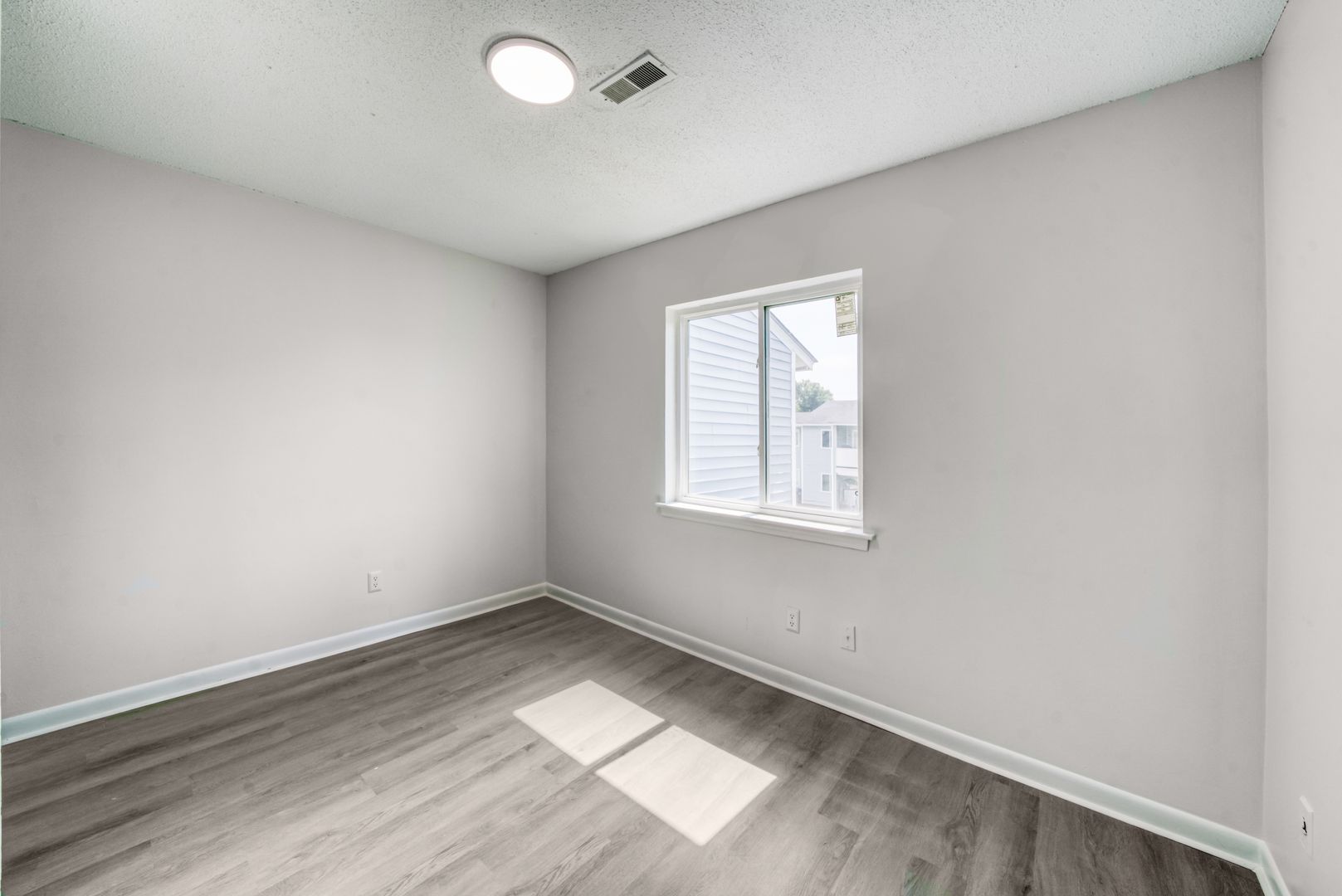305 Railroad St, Knightdale, photo 13 of 42