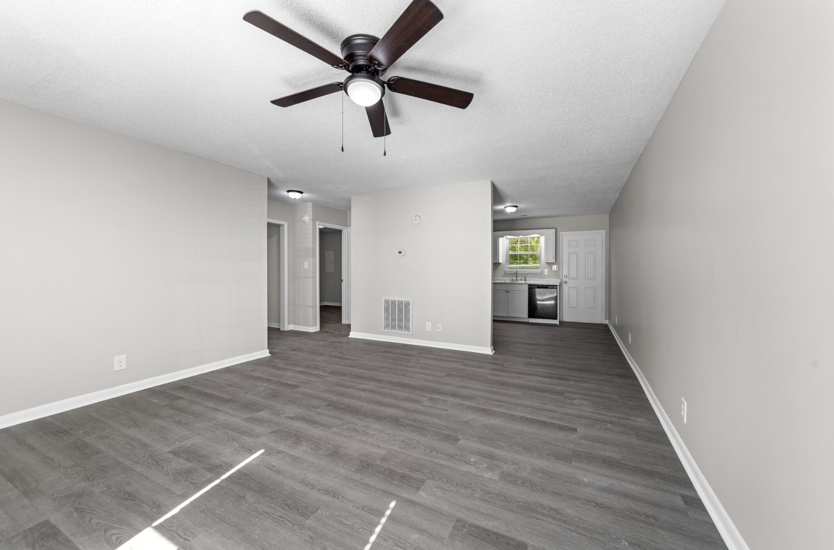 High Point Apartment: 1150 Roberts Ln