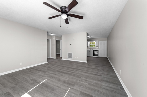 Modern Comfort Awaits at Roberts Lane Apartments in High Point! – photo 1