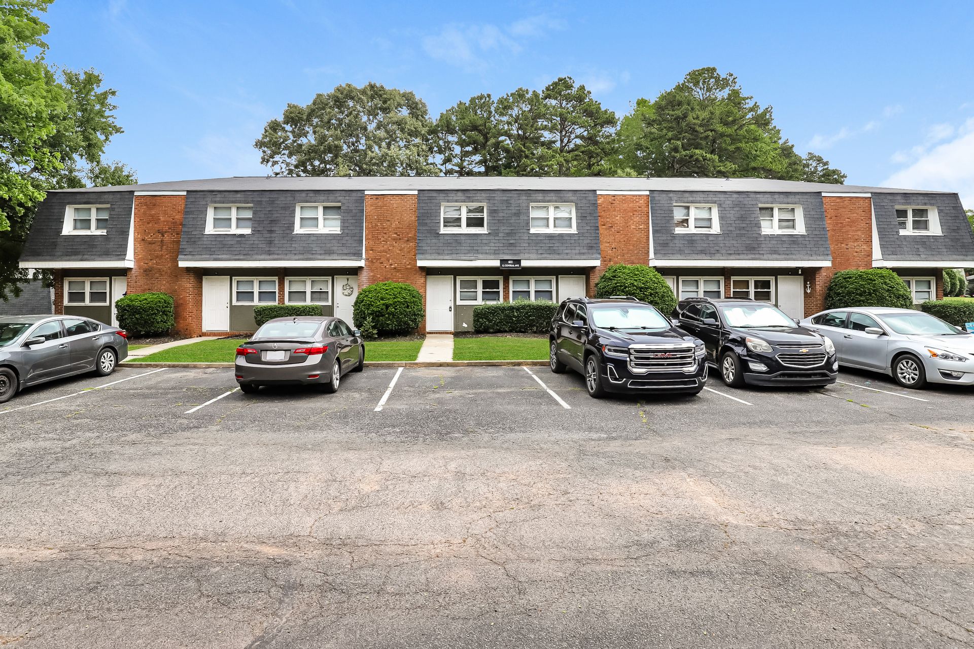 Caswell at Central Avenue 3 of 12