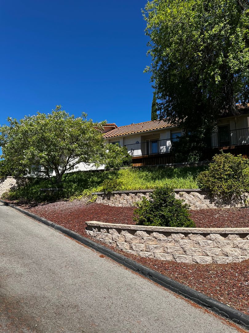 Paso Robles House: 1029 Vista Grande