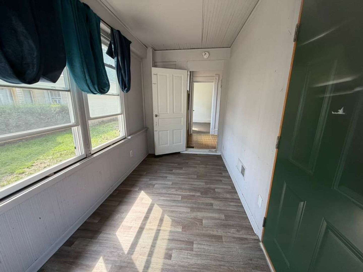 Muskegon Apartment: 1229 Peck Street