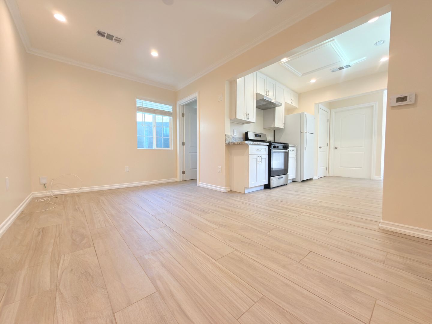 Toluca Terrace House: 5227 Strohm Ave