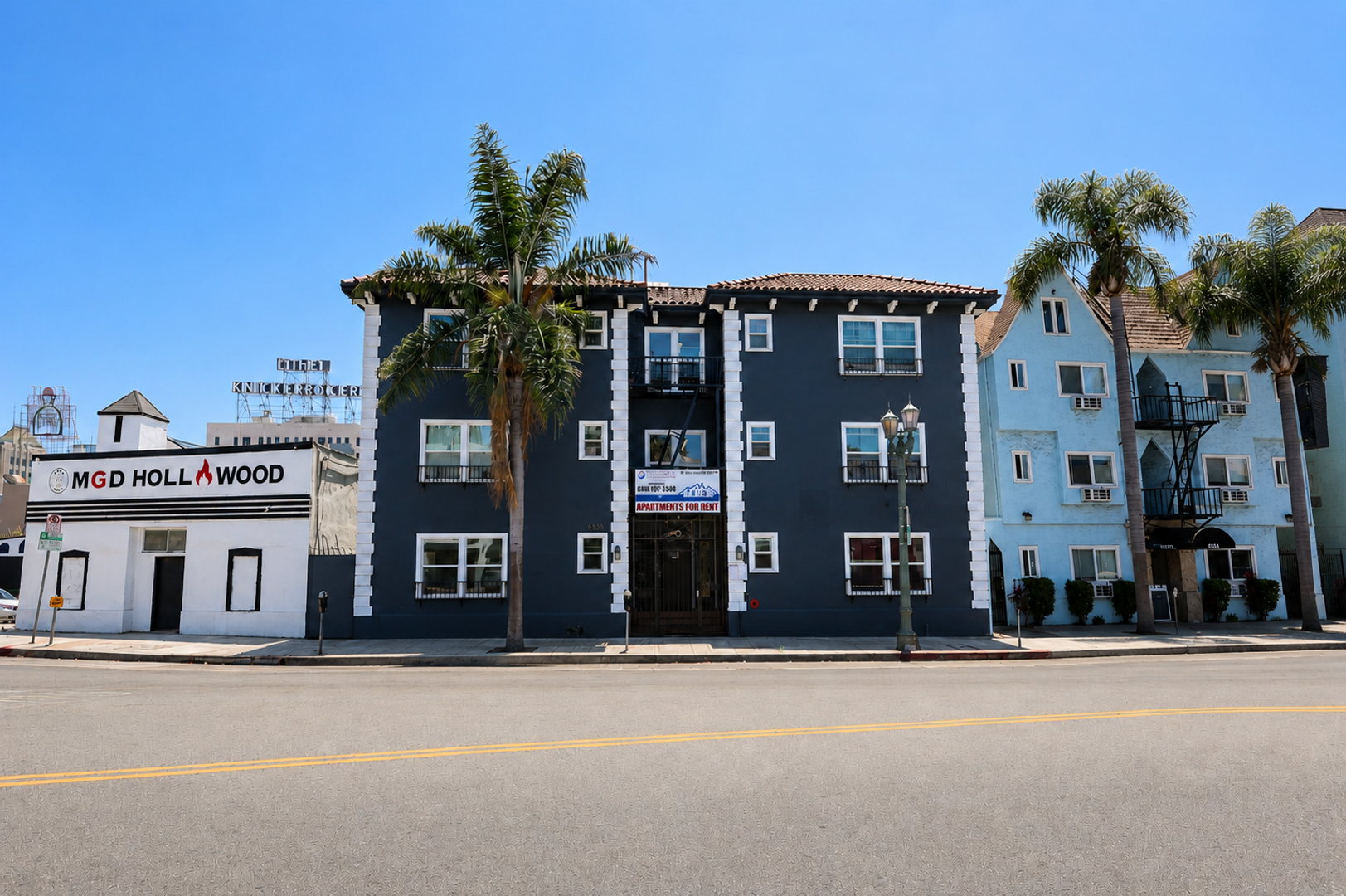 Los Angeles Apartment: 6358 Yucca St