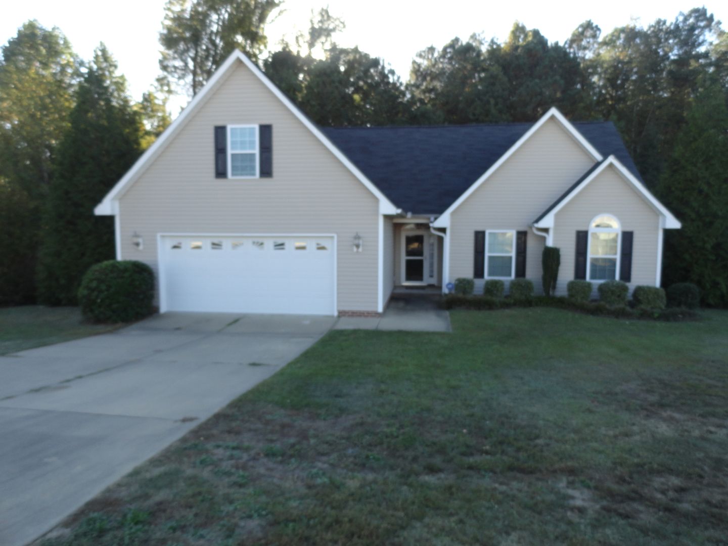 Raeford House: 212 Van Buren Dr
