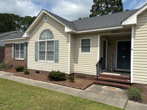 Duplex Condo Available today! Hope Mills!