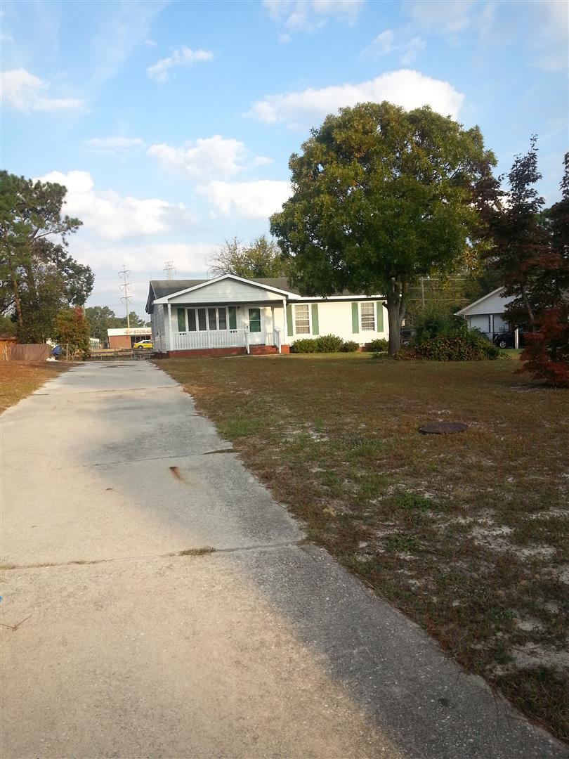 Fayetteville House: 2253 Rustic Trail