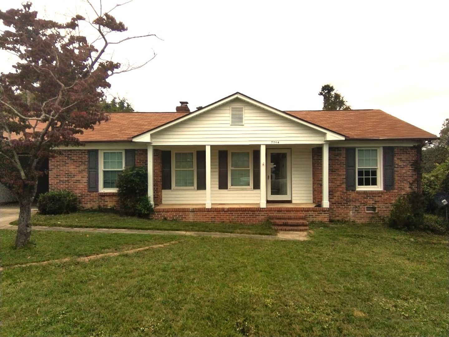 Fayetteville House: 7204 Standish Ct
