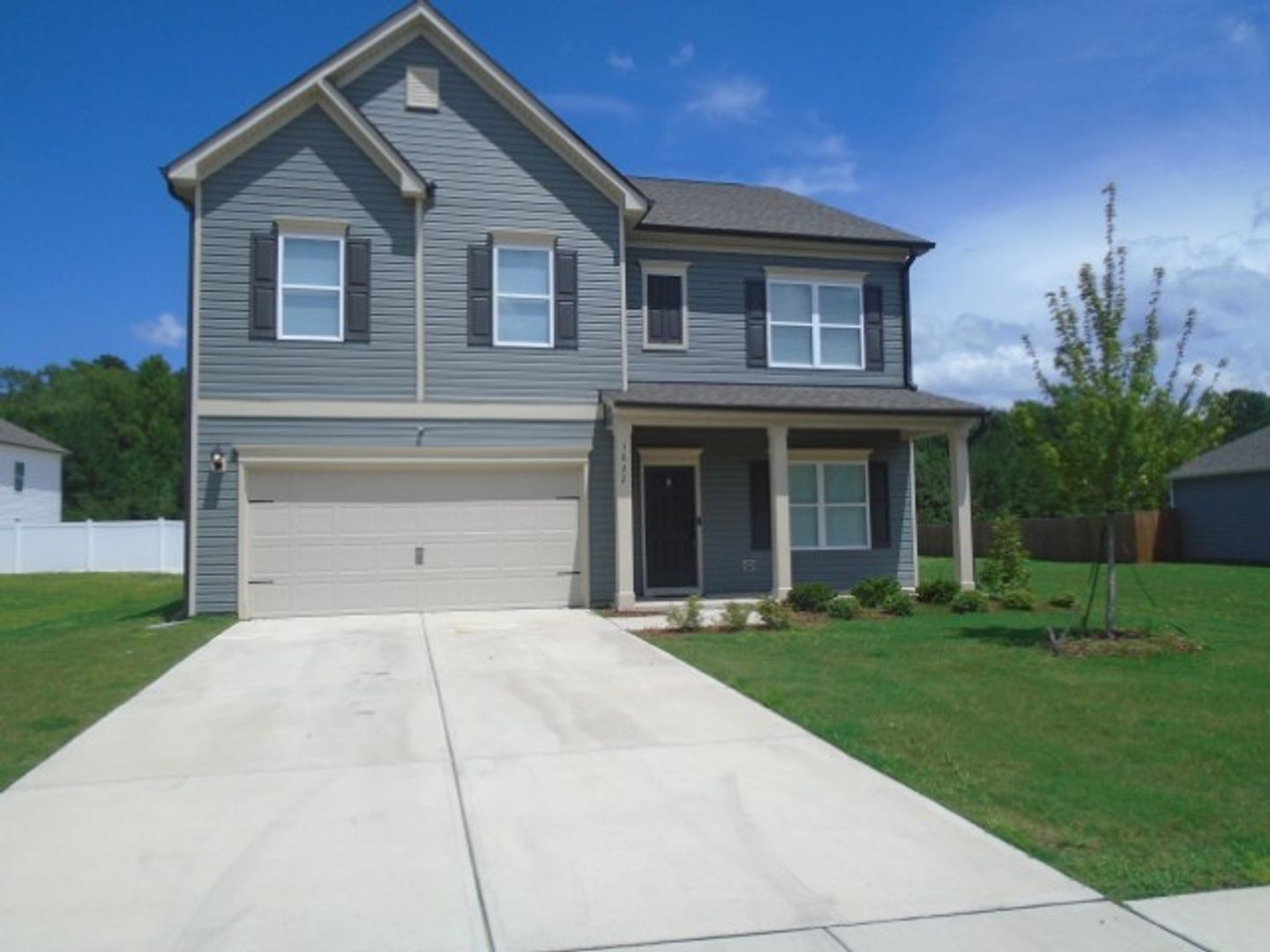 Fayetteville House: 1622 Old Barn Rd.