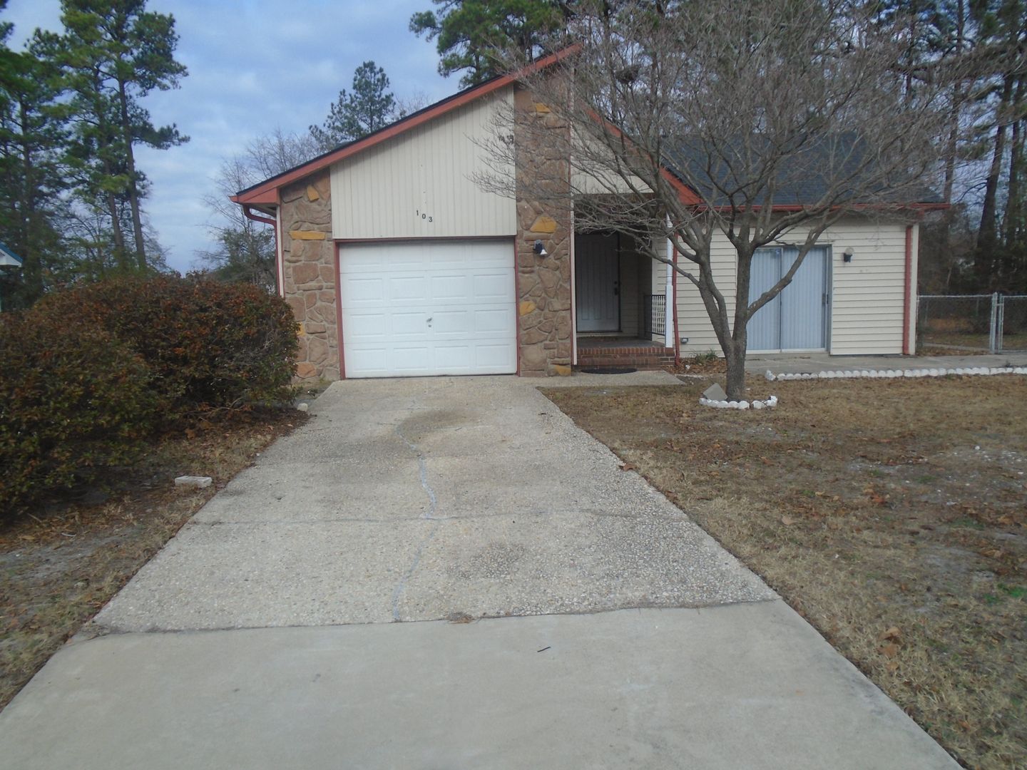 Spring Lake House: 103 Alexander Lane