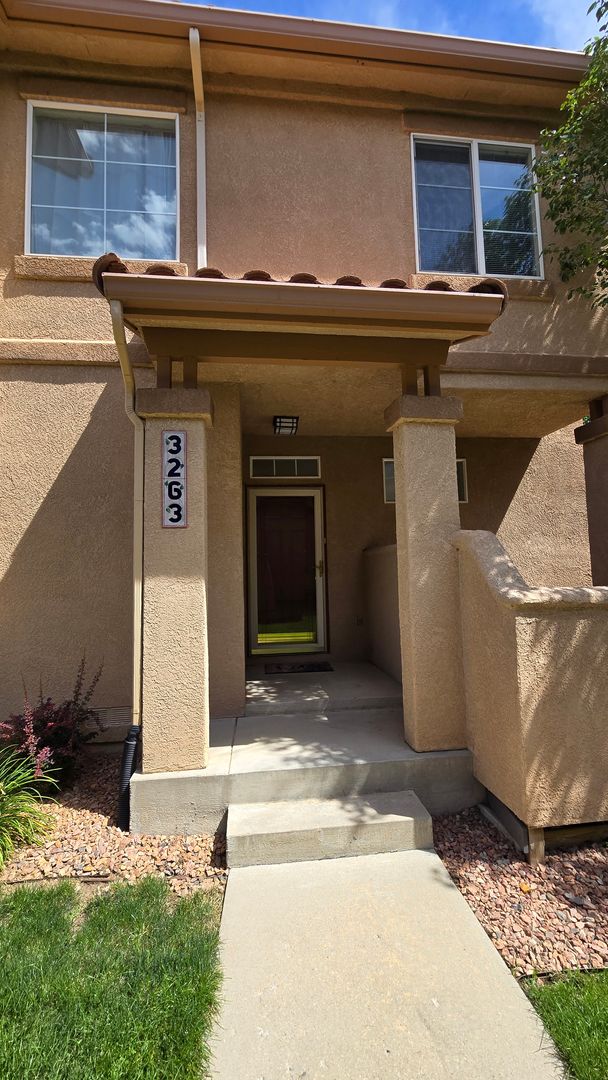 Colorado Springs Townhome: 3263 Apogee View