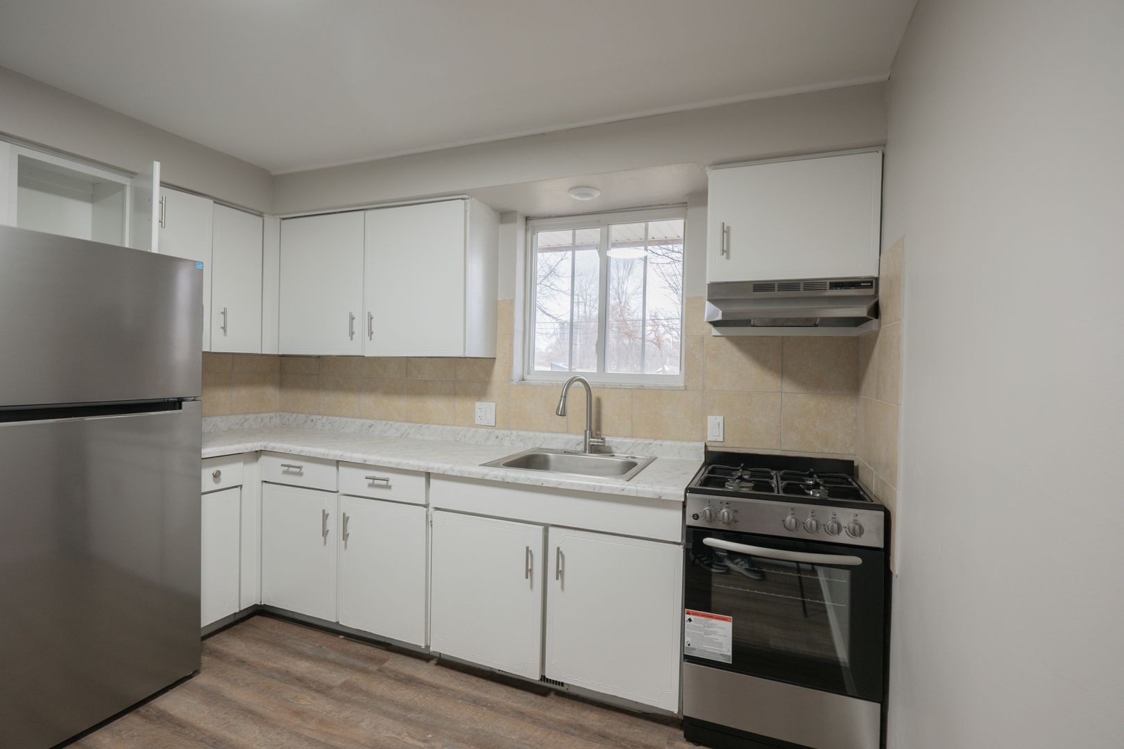 Akron Apartment: 2948 Mogadore Rd