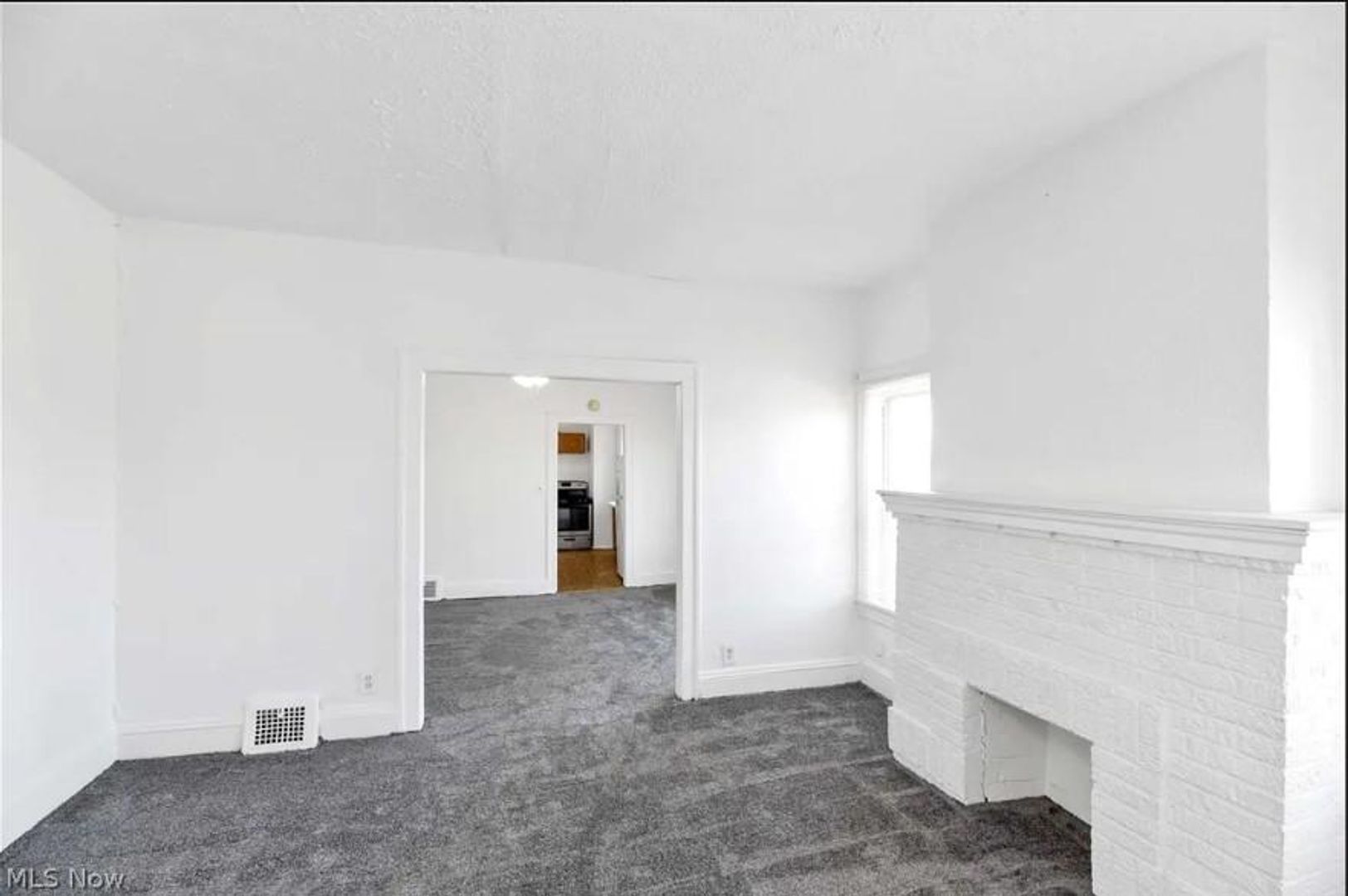 Cleveland Apartment: 14104 Aspinwall Ave