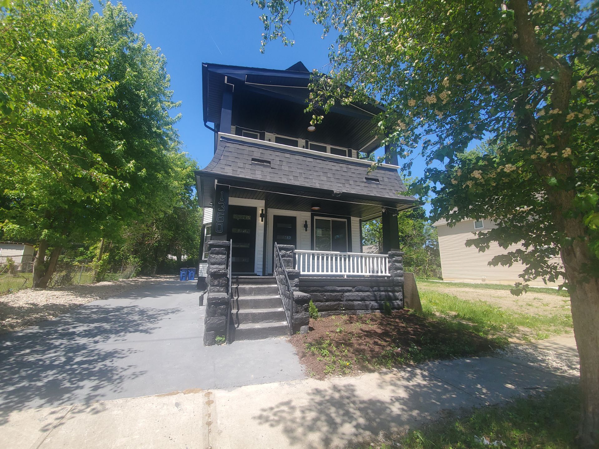 Cleveland Apartment: 1360 E 93rd St