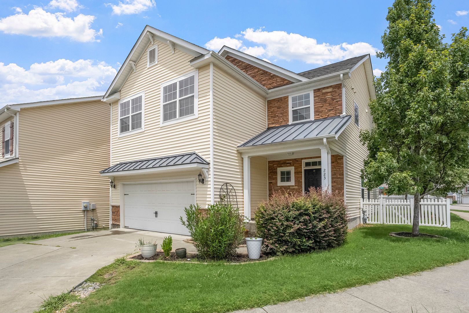 Morrisville House: 223 Station Drive
