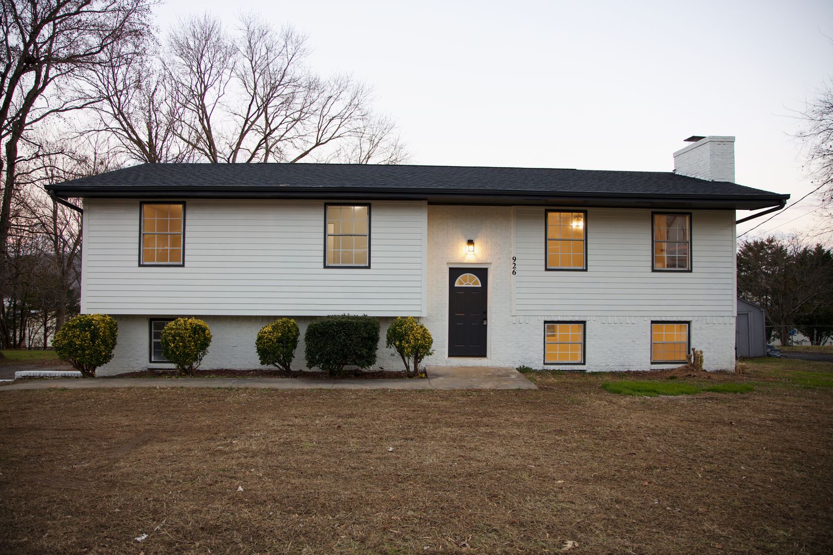 Cleveland House: 926 Tri Circle NE