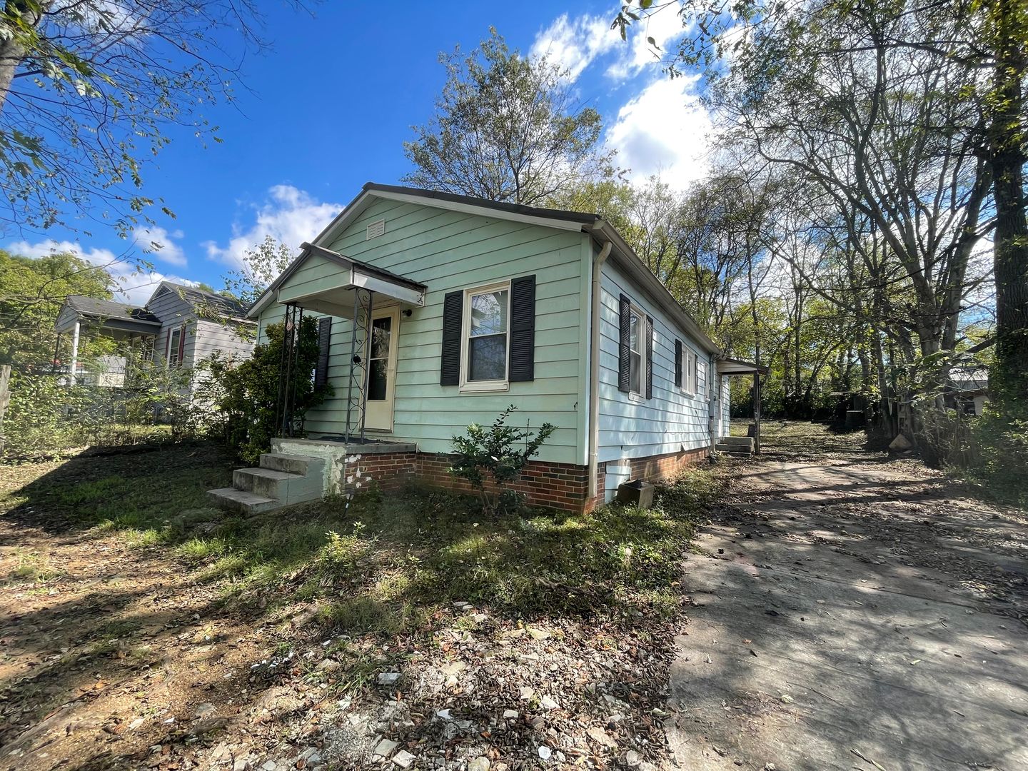 Cleveland House: 1750 Clemmer St