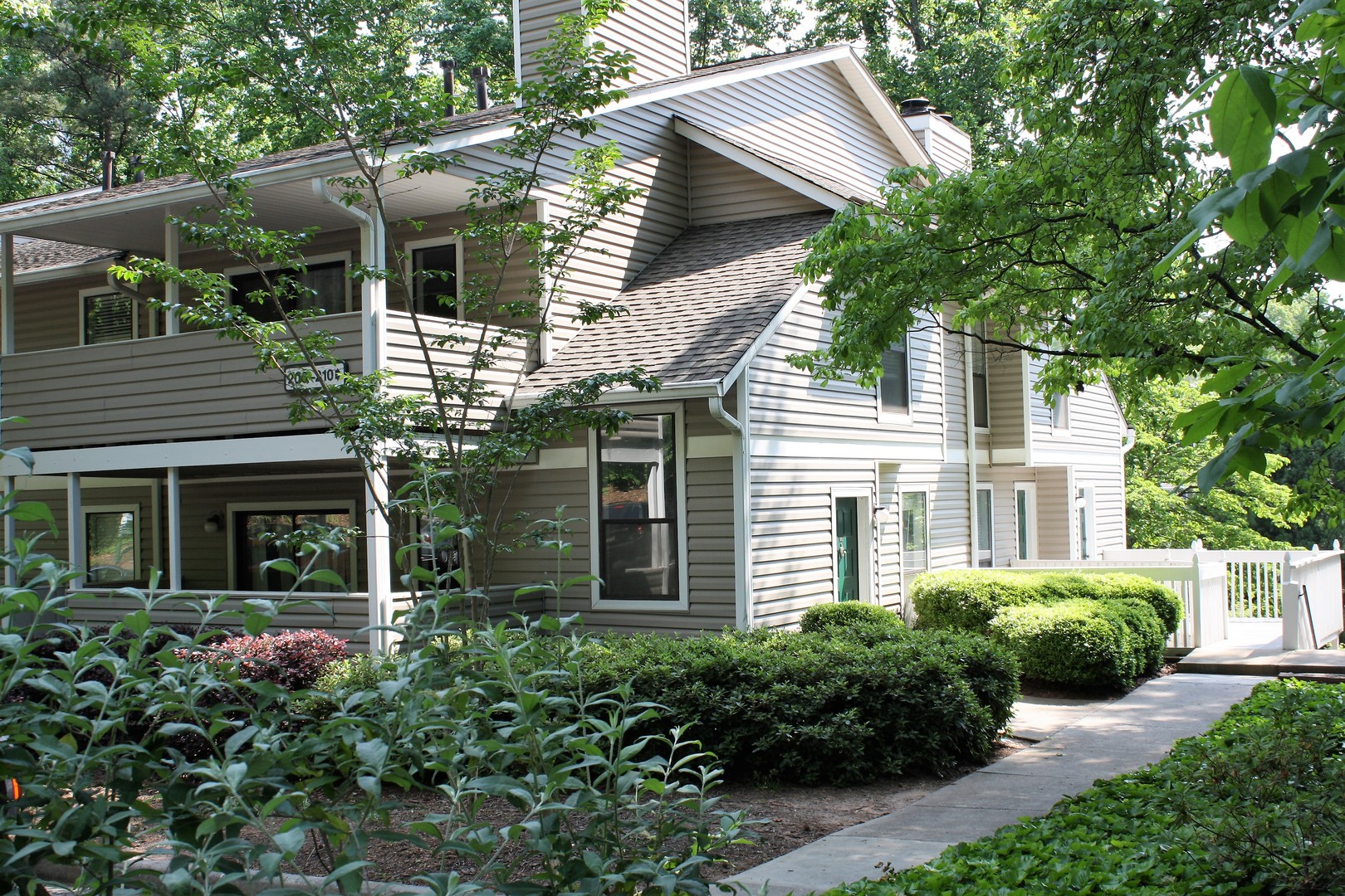 Marietta Condo: 208 Wynnes Ridge Circle SE