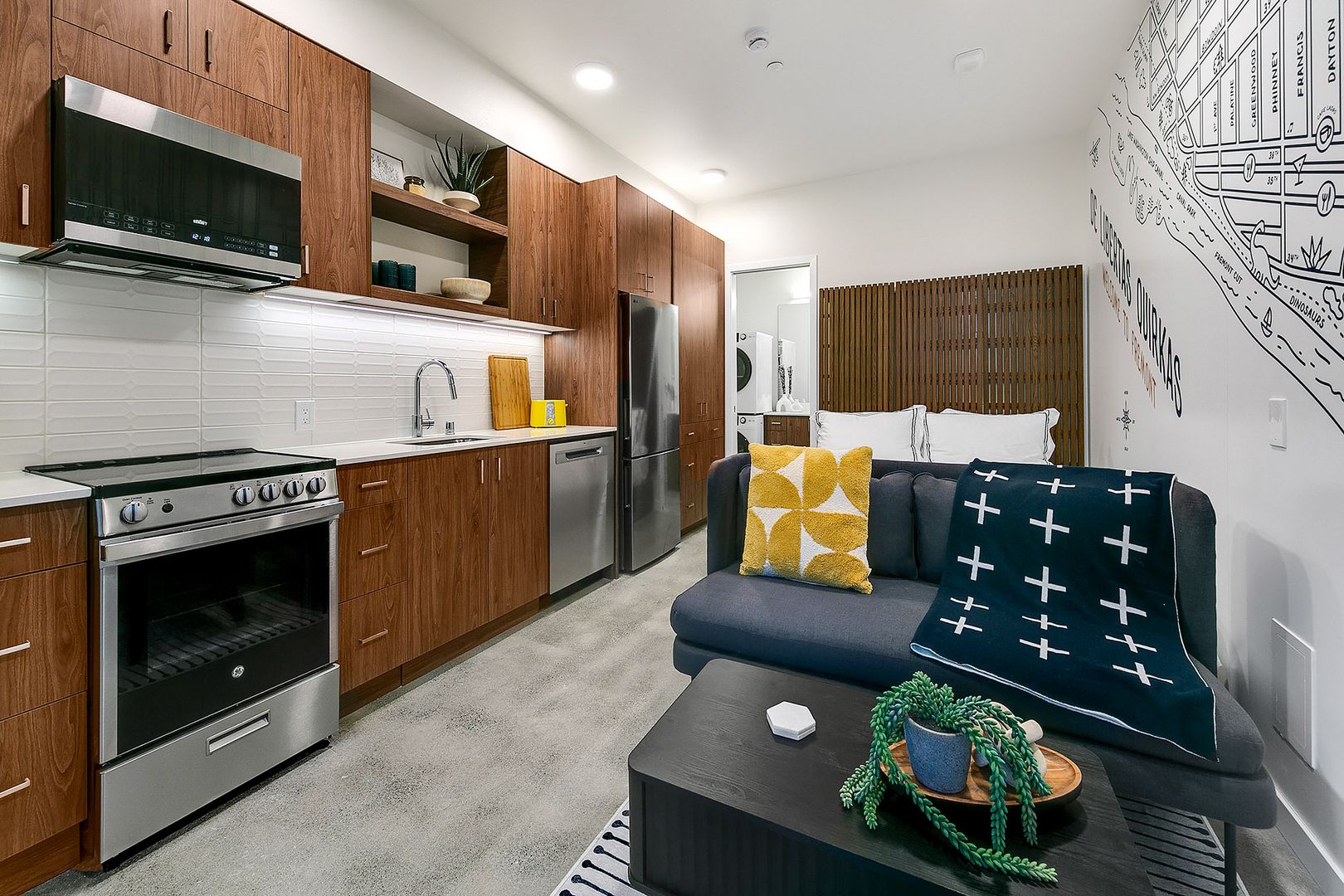 Seattle Apartment: 519 N Bowdoin Place