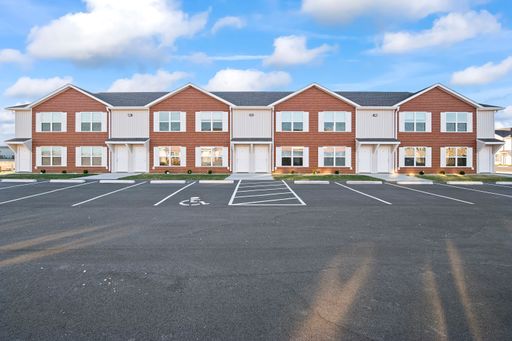 Modern 2 Bedroom Townhome