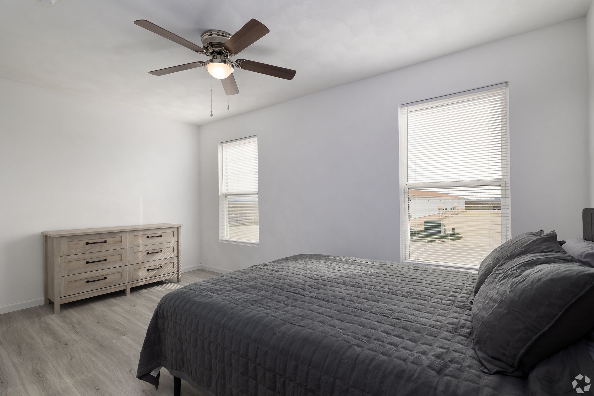 Falcon Place 14 of 18