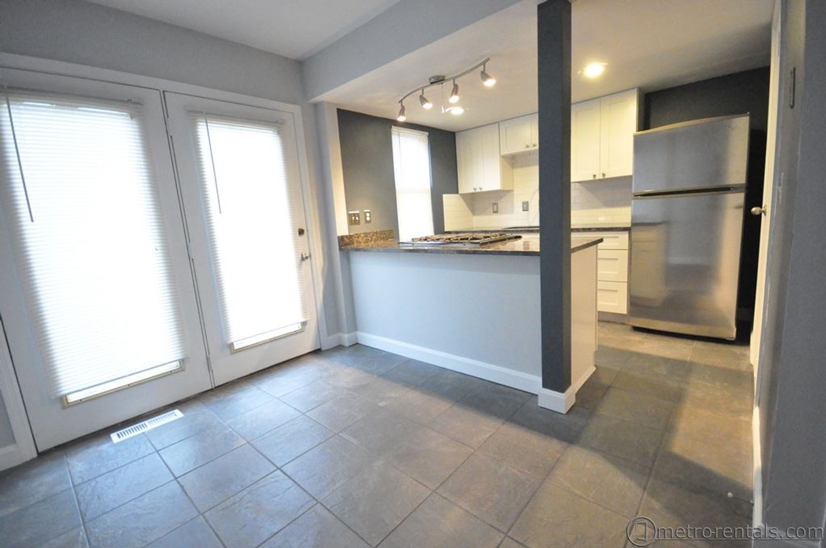 Columbus Apartment: 4868 4869 4871 4873 Moreland Dr