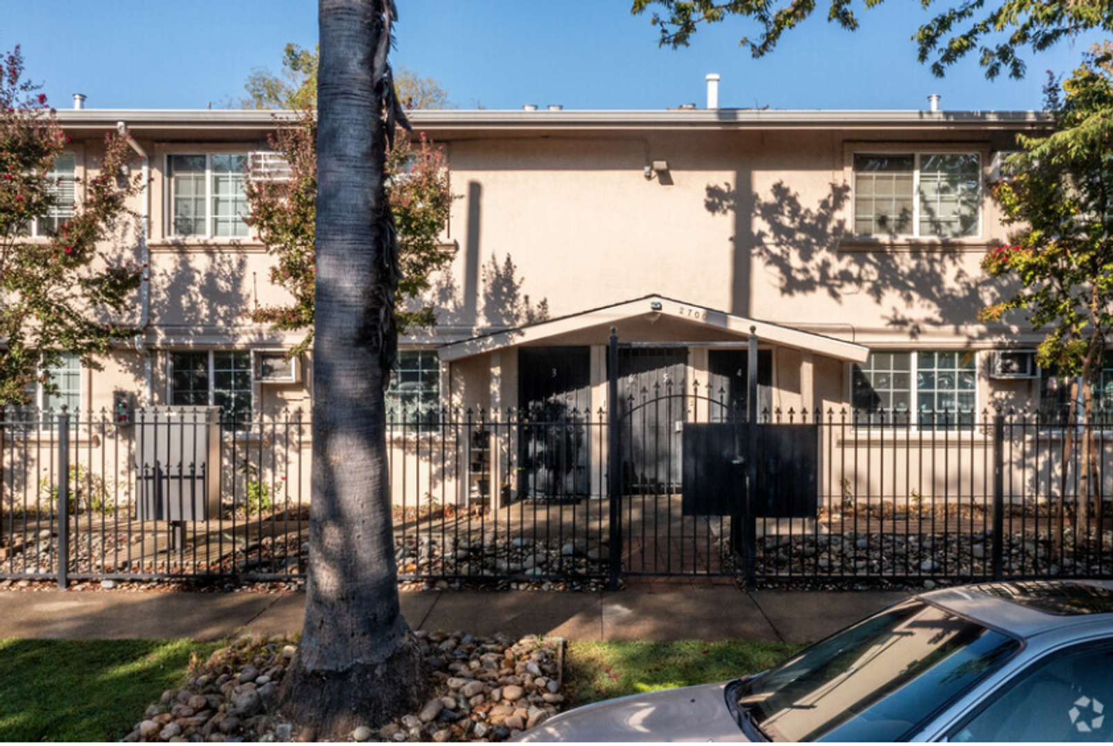 Sacramento Apartment: 2700 32nd Street