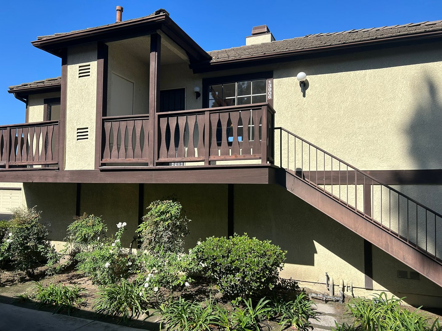 Garden Grove House: 13906 Breezeway Dr