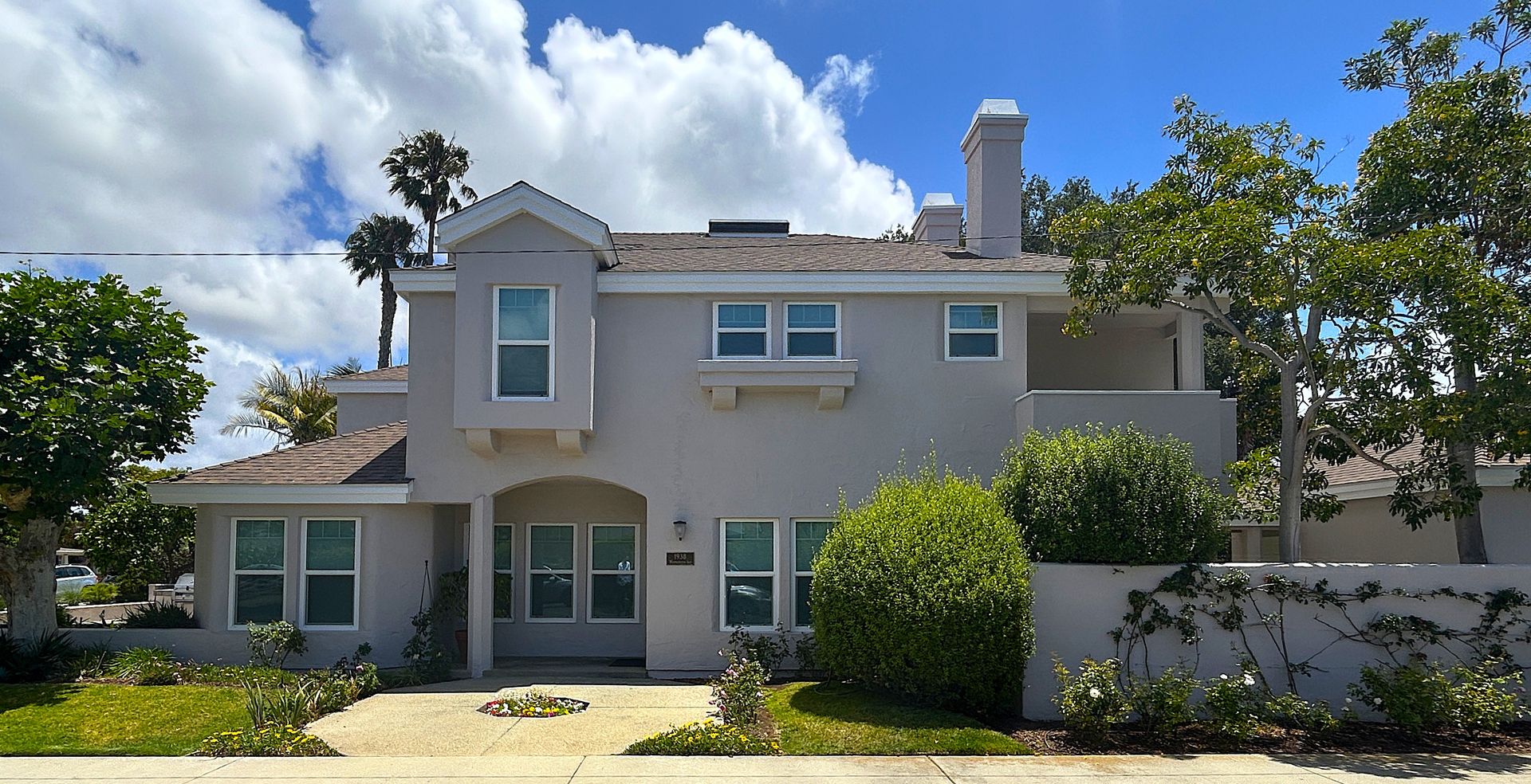 Costa Mesa House: 1938 Westminister Ave