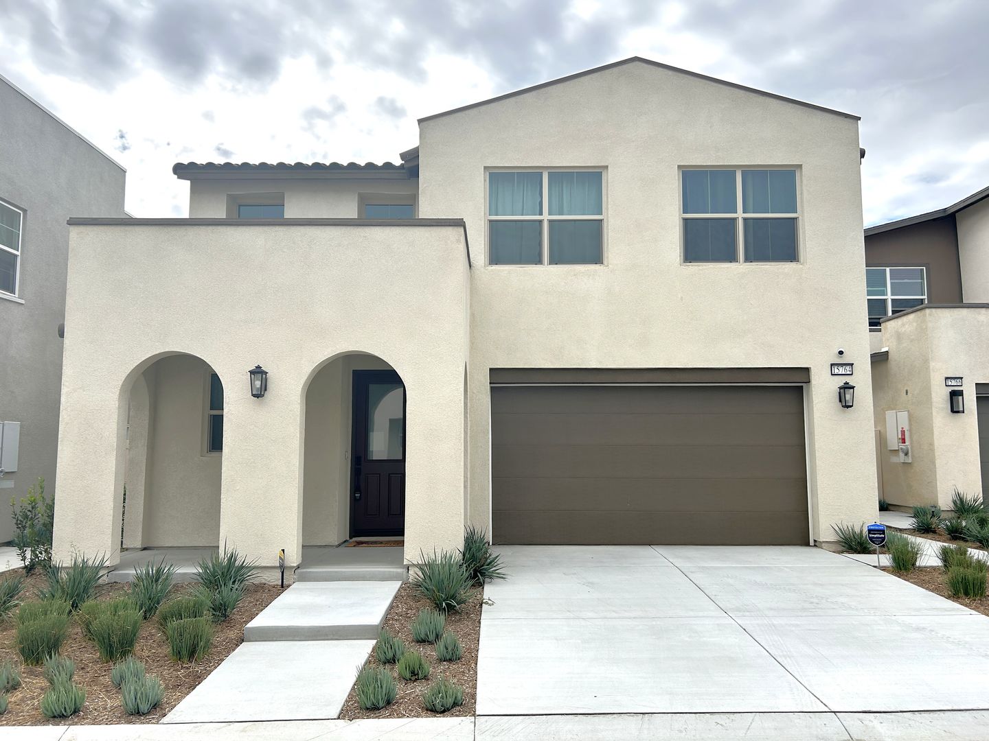 Fontana House: 15764 Caterpillar Dr