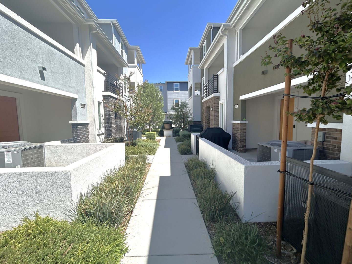 West Covina Condo: 1696 Cayton Loop