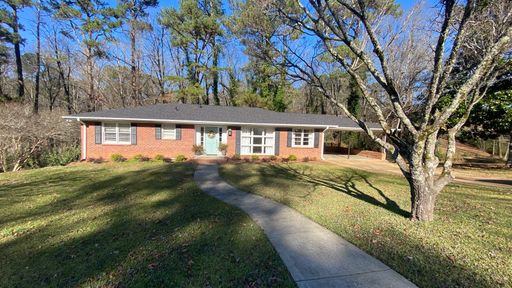3BR 2 bath with full unfinished basement in the heart of Country Club-Gadsden – photo 1