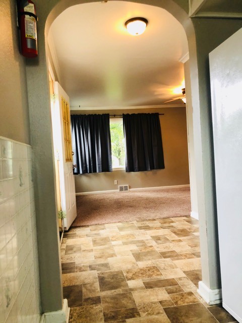 Bismarck Apartment: 1020 N 15th St