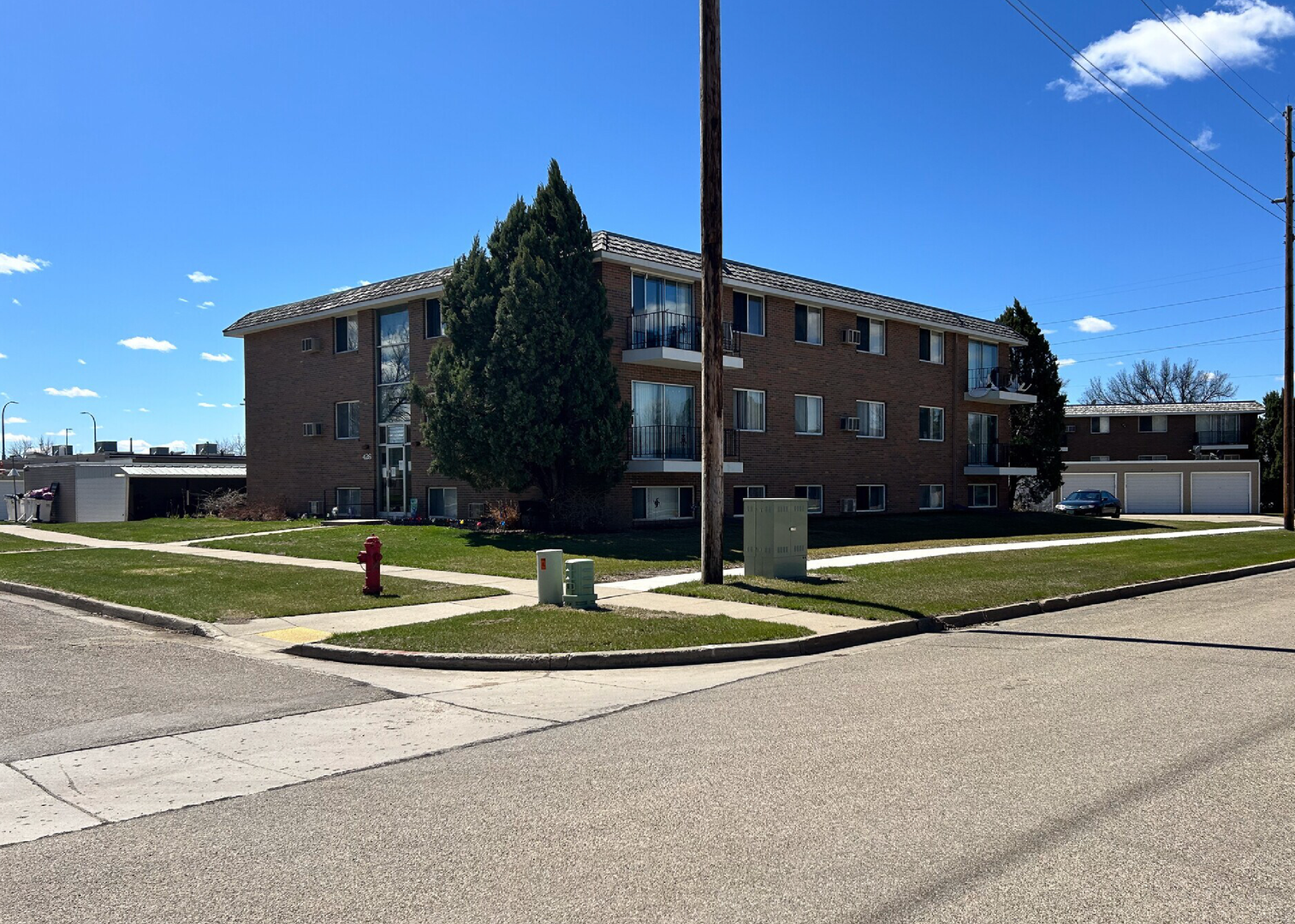 Bismarck Apartment: 426 Shirley Street