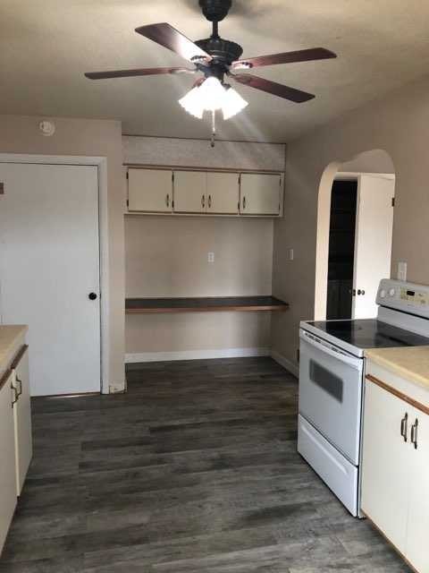 Bismarck Apartment: 804 North Anderson (10)