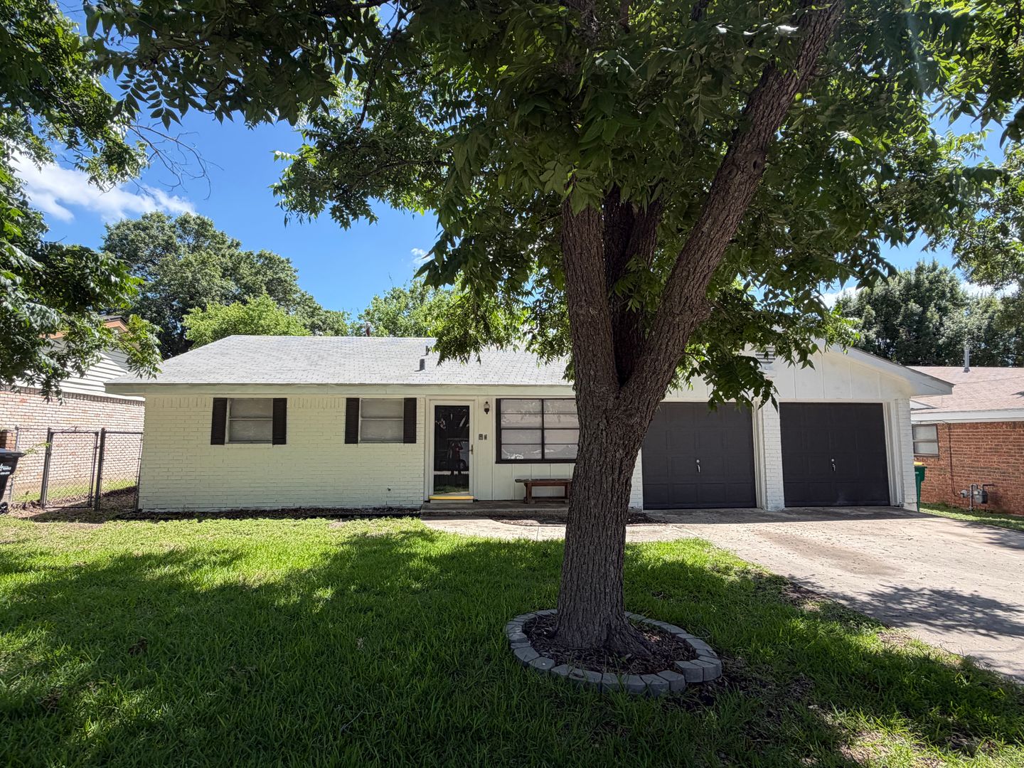 Temple House: 1613 Avalon Road