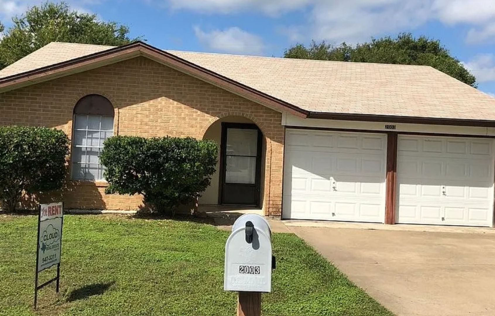 Copperas Cove House: 2003 Dennis