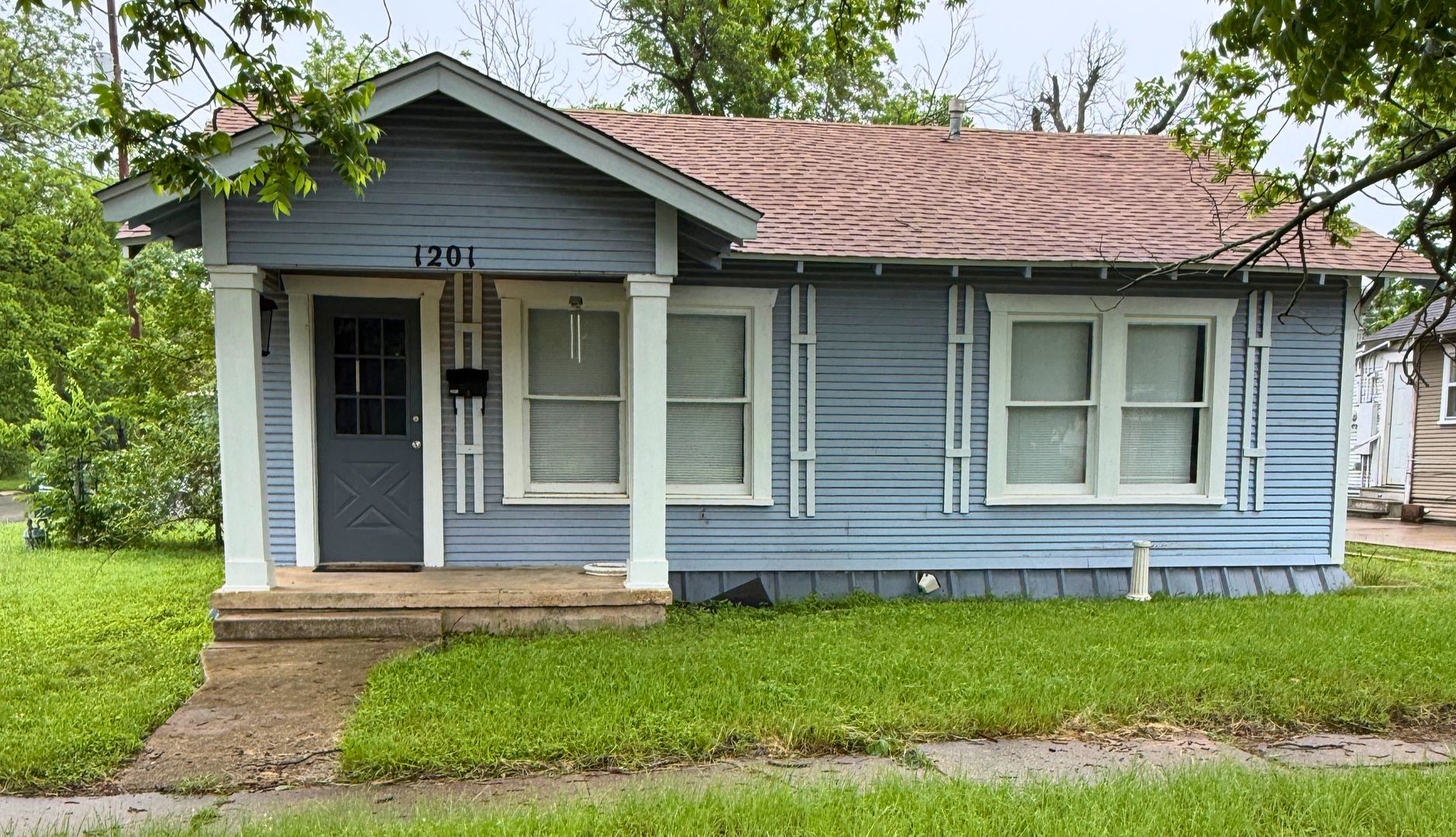 Temple House: 1201 S. 25th Street