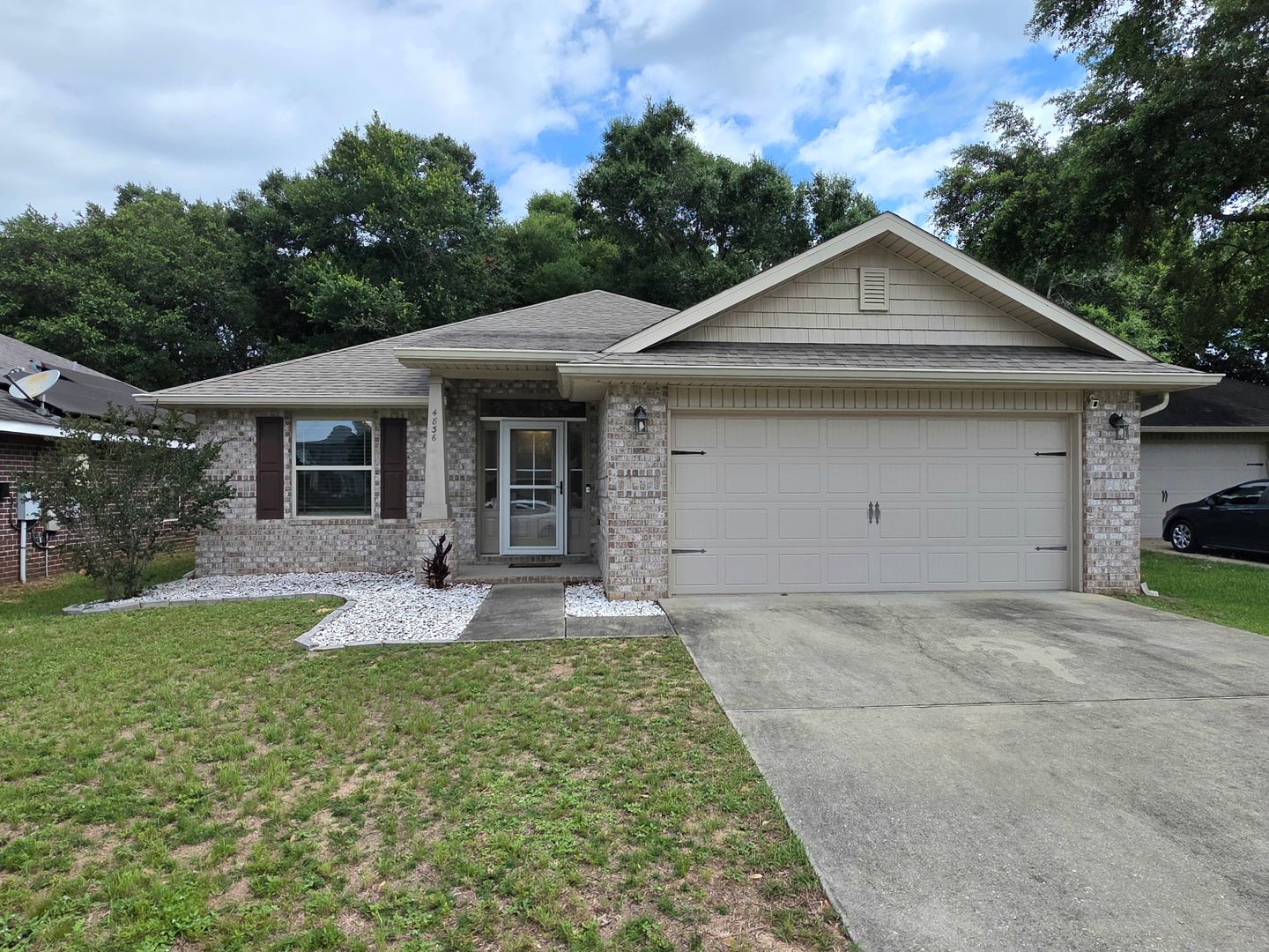 Pace House: 4836 Covenant Circle